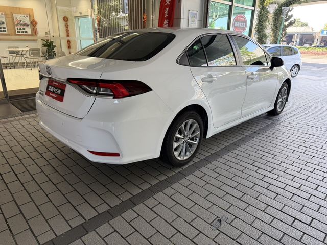 ALTIS 1.8  第5張相片