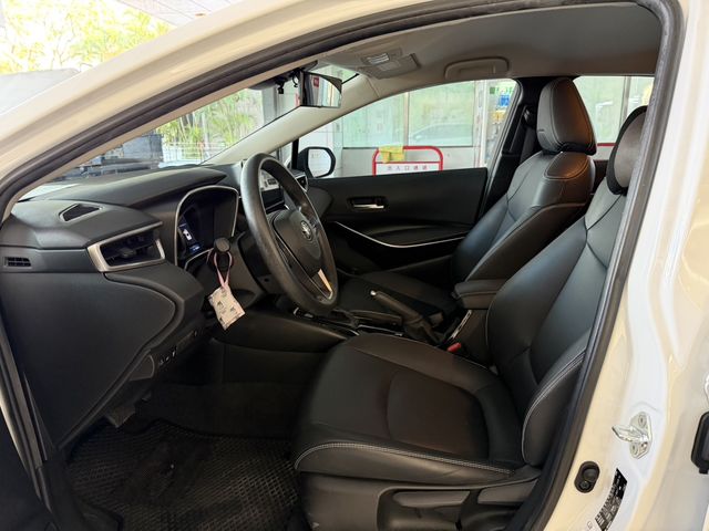 ALTIS 1.8  第8張相片