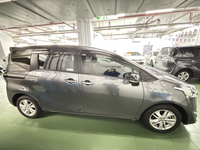 SIENTA 1.8  第4張相片