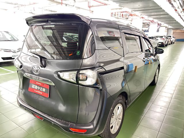 SIENTA 1.8  第5張相片