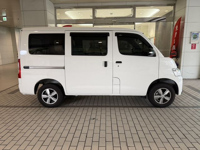 TOWN ACE VAN 5人  第4張相片