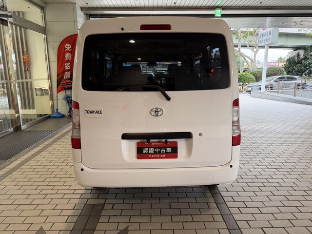 TOWN ACE VAN 5人  第6張相片
