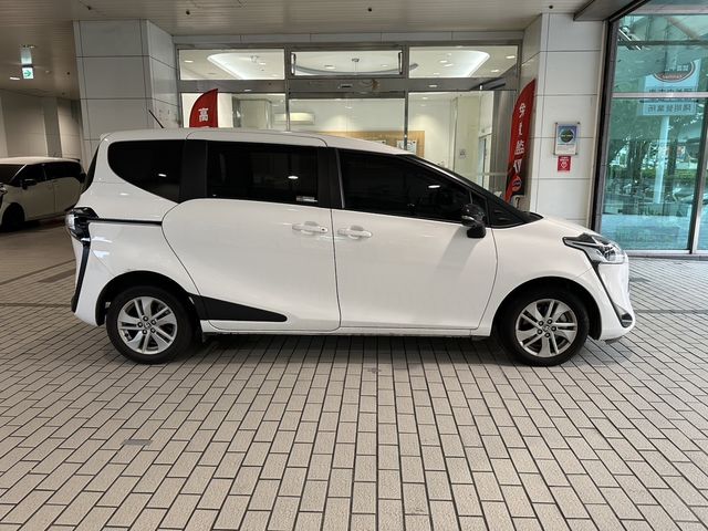 SIENTA 1.8  第4張相片