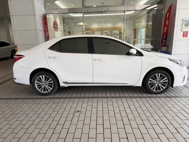 ALTIS 1.8  第4張相片