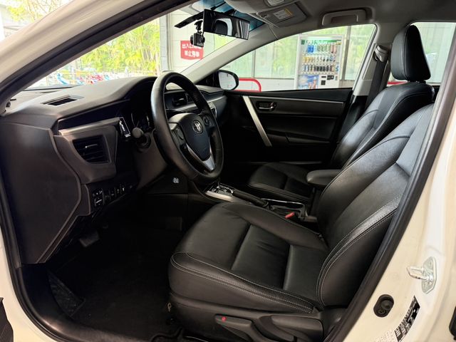 ALTIS 1.8  第8張相片