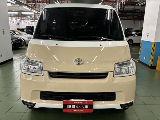 TOWN ACE VAN 5人  第2張相片