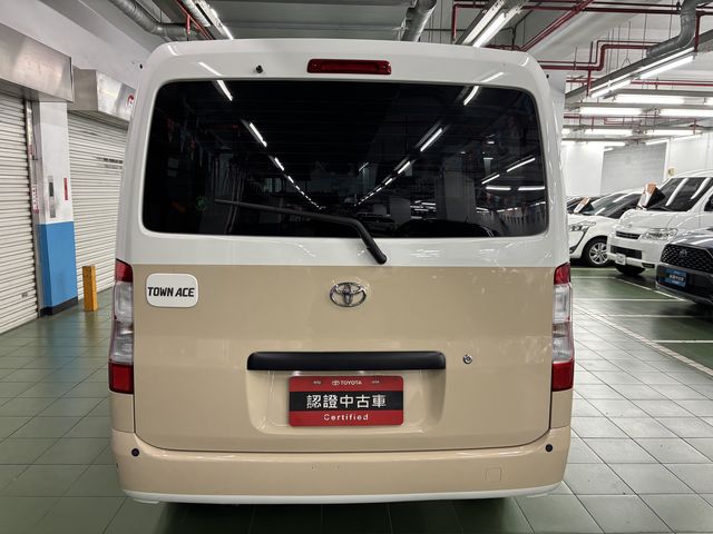 TOWN ACE VAN 5人  第5張相片