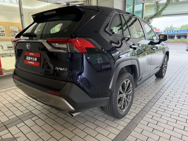 RAV4 2.0  第5張相片
