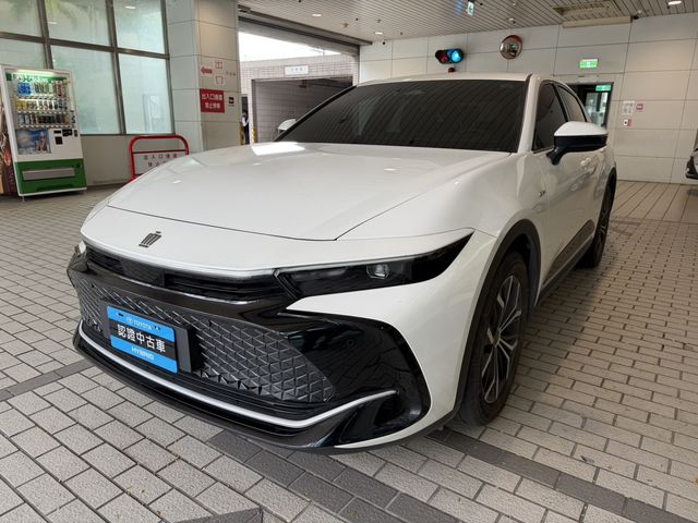 CROWN 2.5  第1張相片