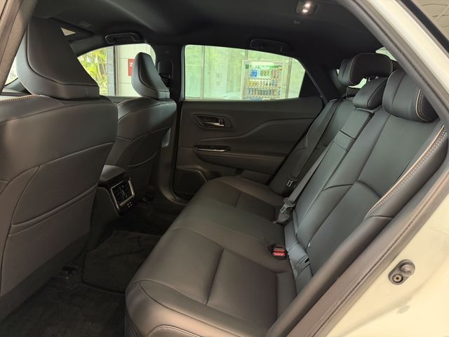 CROWN 2.5  第9張相片