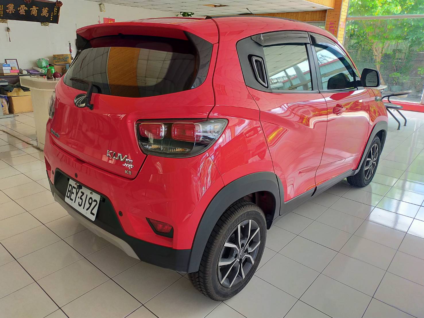 Mahinra馬亨達2019年KUV100手排1200CC全新領牌車特惠價歡迎參觀聯絡  第7張相片
