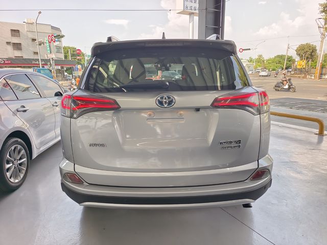 RAV4 2.5 HV  第6張相片