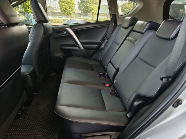 RAV4 2.5 HV  第9張相片