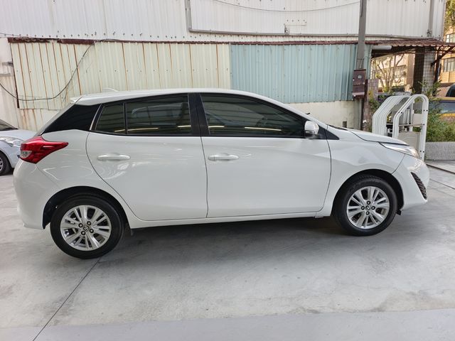 YARIS 1.5  第4張相片