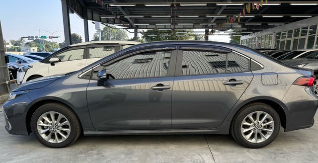 ALTIS 1.8  第4張相片