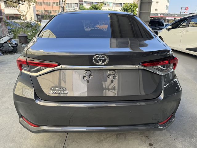ALTIS 1.8  第5張相片