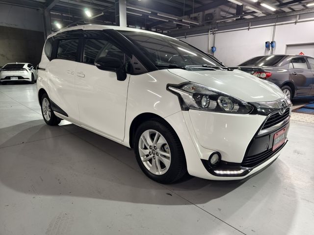 SIENTA 1.8  第3張相片