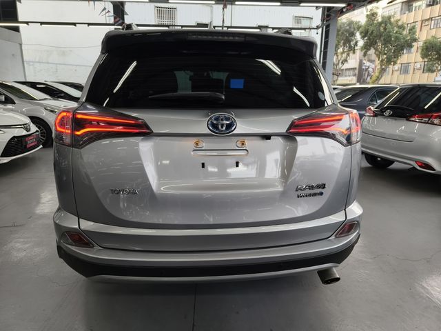 RAV4 2.5 HV  第6張相片