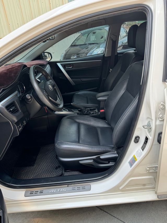 ALTIS 1.8  第7張相片