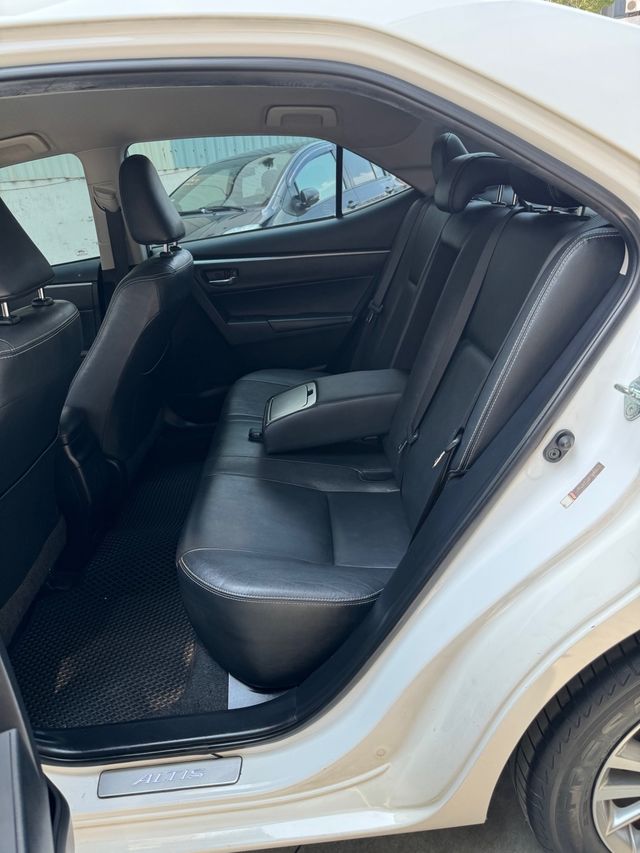 ALTIS 1.8  第8張相片
