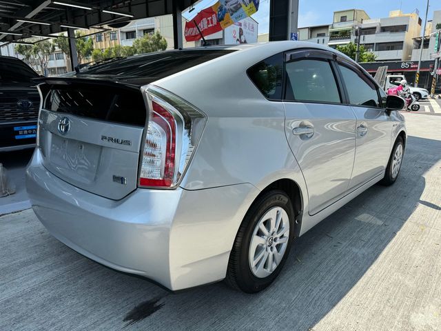 PRIUS 1.8  第5張相片