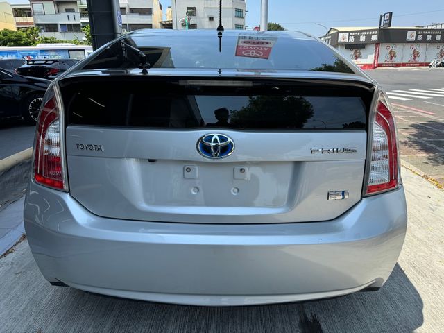 PRIUS 1.8  第6張相片
