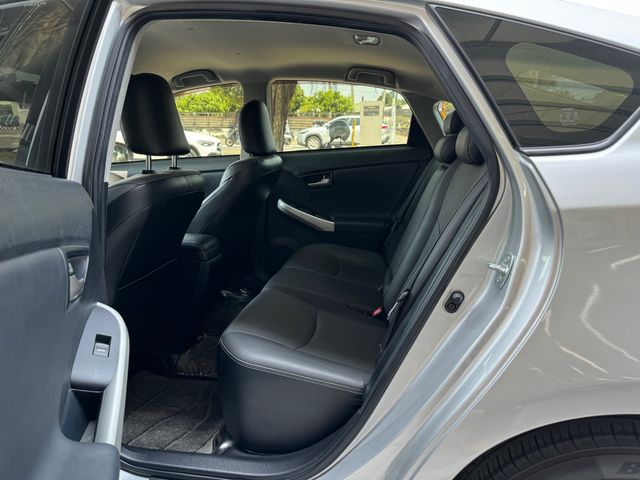 PRIUS 1.8  第8張相片