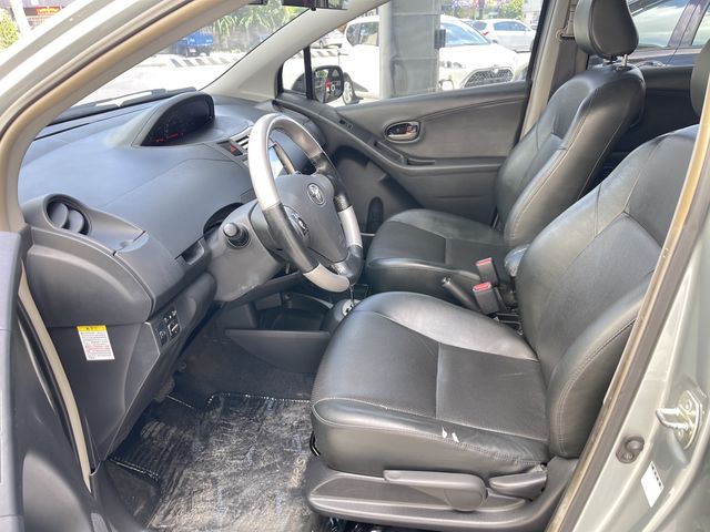YARIS 1.5  第7張相片