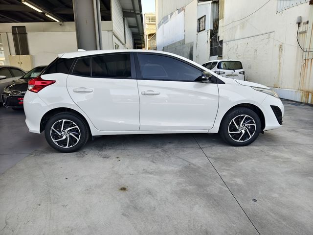 YARIS 1.5  第4張相片