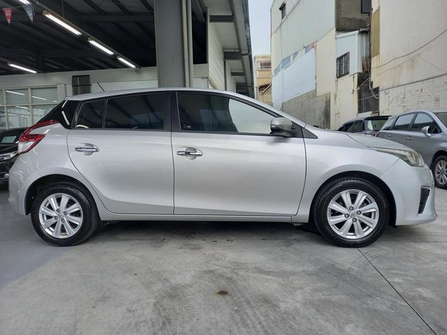 YARIS 1.5  第4張相片