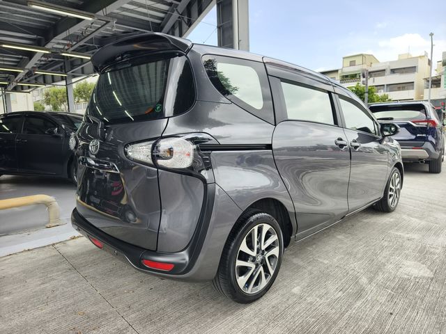 SIENTA 1.8  第5張相片