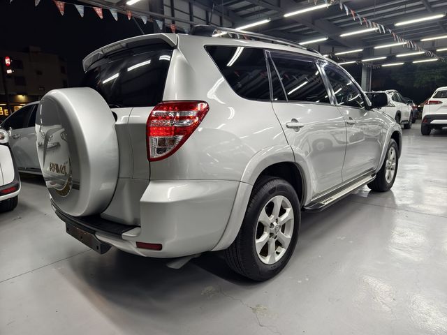 RAV4 2.4 2WD  第5張相片