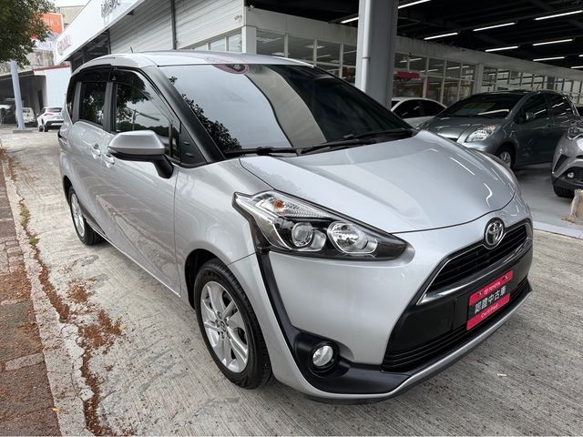SIENTA 1.8  第3張相片
