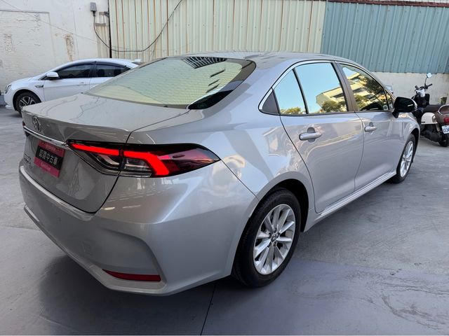ALTIS 1.8  第5張相片