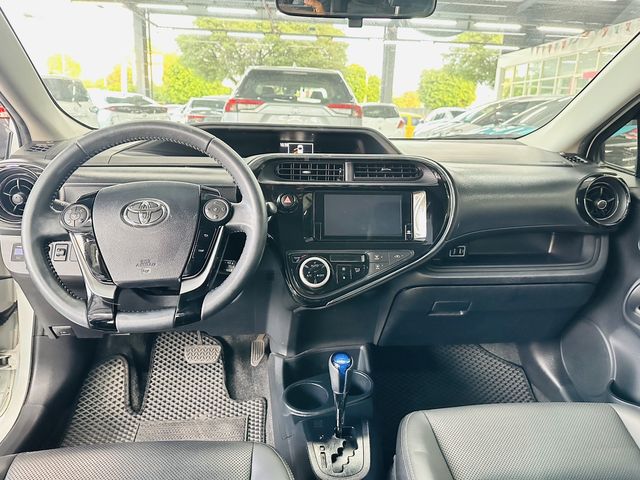 PRIUS C 1.5  第7張相片