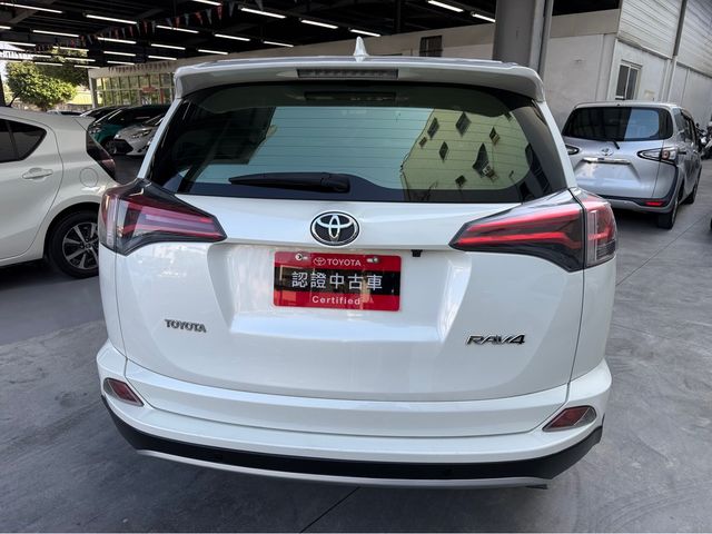 RAV4 2.0  第6張相片