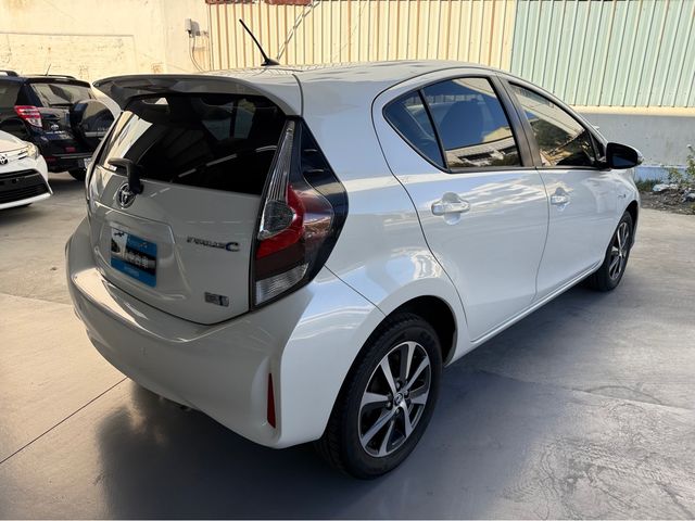 PRIUS C 1.5  第5張相片