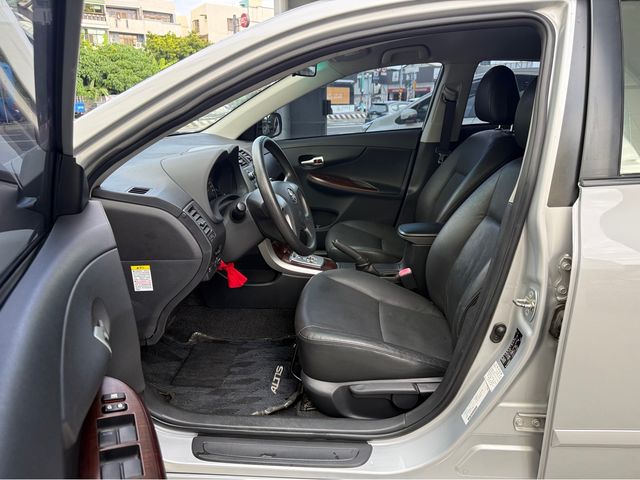 ALTIS 1.8  第7張相片