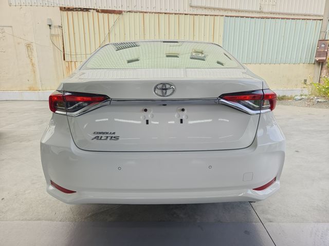 ALTIS 1.8  第6張相片