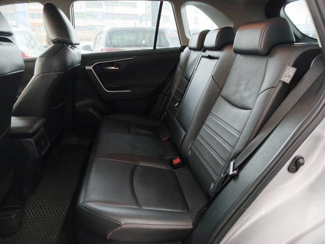 RAV4 2.5 HV  第9張相片