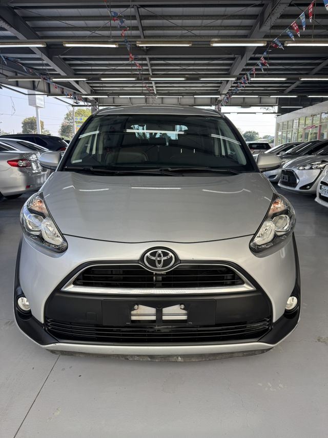 SIENTA 1.8  第2張相片