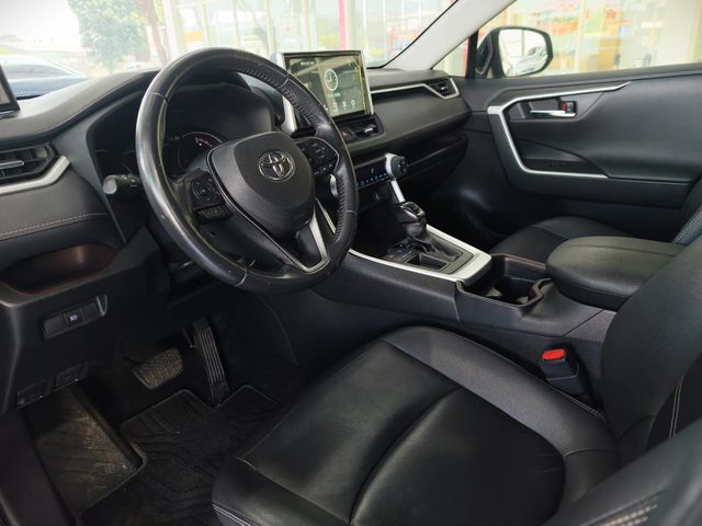 RAV4 2.0  第7張相片