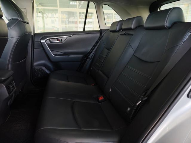 RAV4 2.0  第9張相片