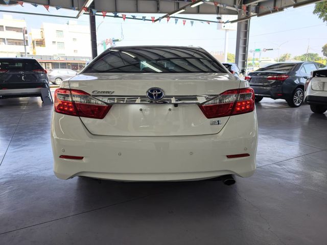 CAMRY 2.5 HV  第6張相片