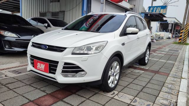 2015年FORD KUGA2.0旗艦版 新車價119.8萬 年前特惠價.挑戰全台最優.電動天窗.腳踢尾門...  第1張相片