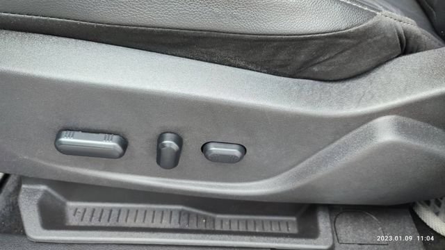 2015年FORD KUGA2.0旗艦版 新車價119.8萬 年前特惠價.挑戰全台最優.電動天窗.腳踢尾門...  第17張相片