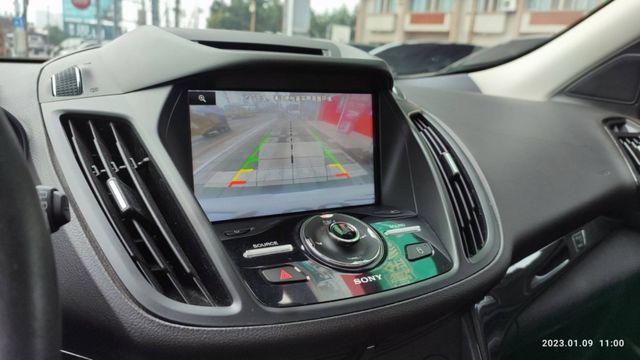 2015年FORD KUGA2.0旗艦版 新車價119.8萬 年前特惠價.挑戰全台最優.電動天窗.腳踢尾門...  第18張相片