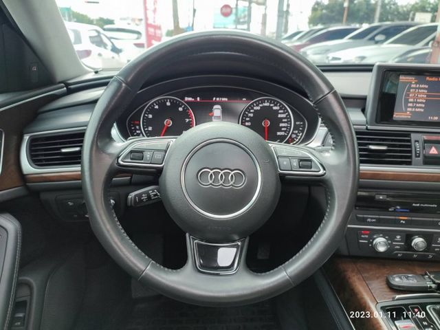 2012 AUDI A6 2.8 QUATTRO.市面少有.德國頂級房車.四驅好開安全.認證車.新年特惠專案.快來搶  第10張相片