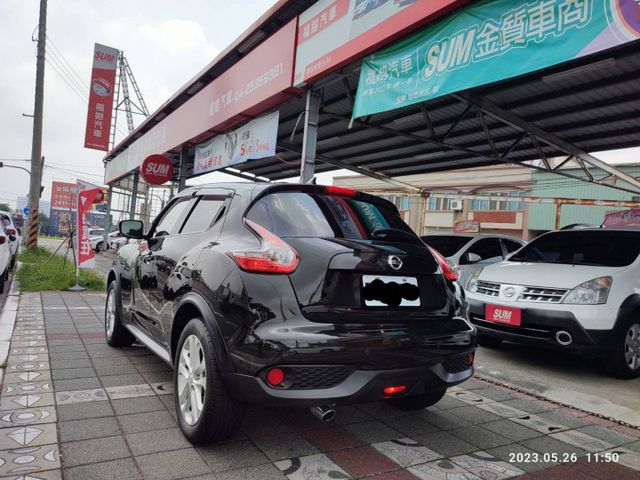 日產JUKE TURBO 4WD HID實跑2萬多公里加選原廠360環景 全車原漆認證車新車價128萬190匹強悍馬力  第7張相片