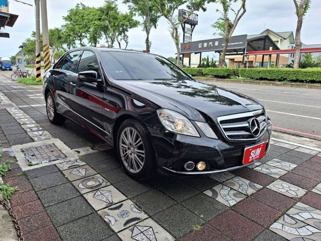 正2011 E220CDI 天窗 電動記憶真皮座椅 總代理全台唯一釋出 台中一手車 無事故 無泡水...歡迎鑑賞  第3張相片